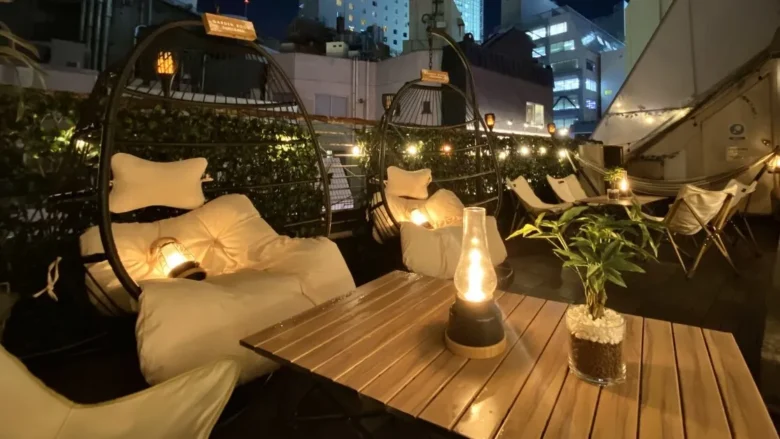 「渋谷ガーデンルーム」は、貸切に特化したおしゃれ居酒屋です！
昼飲み大歓迎！
大画面プロジェクターを使った20人・30人・40人など大人数貸切はお任せください！